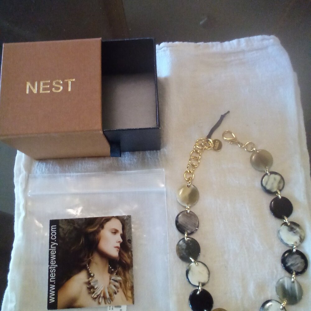 Necklace made of horn